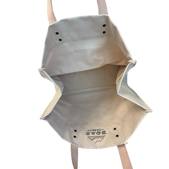 Sage Lodge Cream and Tan Tote Bag - Picture 4 of 6